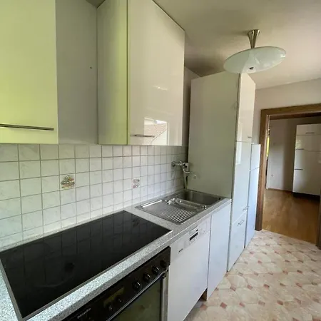 Wohnung *